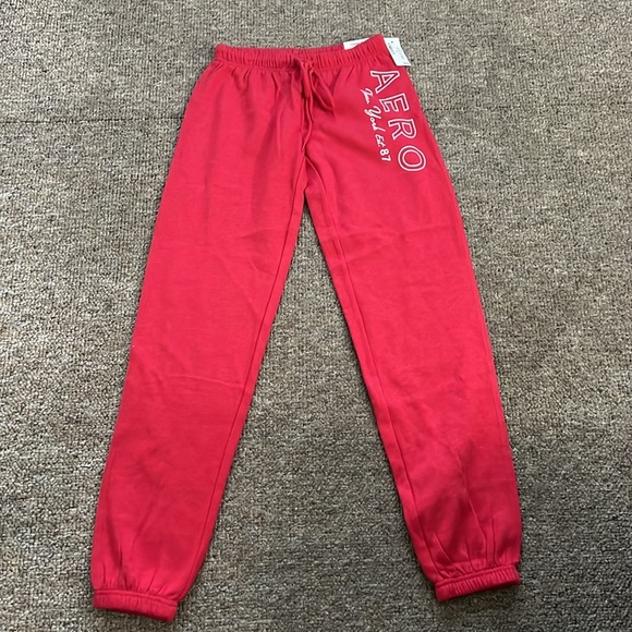 NWT Aero New York Classic Red Cinch Sweatpants and Red Hoodie in XS - Picture 4 of 7